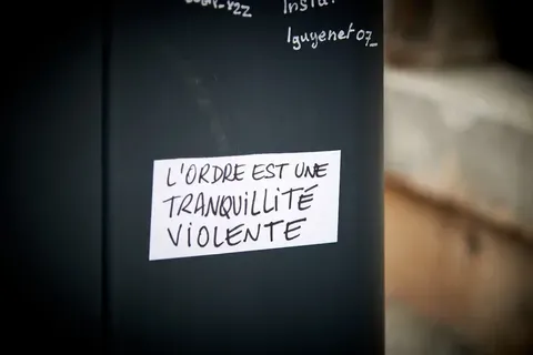 Victimele lui Epstein acuză Melania Trump de manevre politice