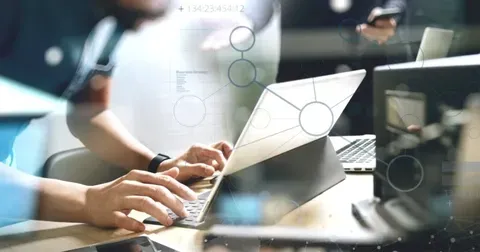 Rețeta digitalizării românești: Soluții pentru un viitor mai bun