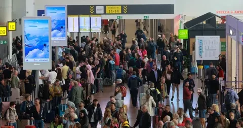 Ryanair închide check-in-ul mai devreme pentru a evita întârzierile