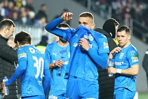 Craiova învinge la limită FC Argeș și preia conducerea Superligii de fotbal