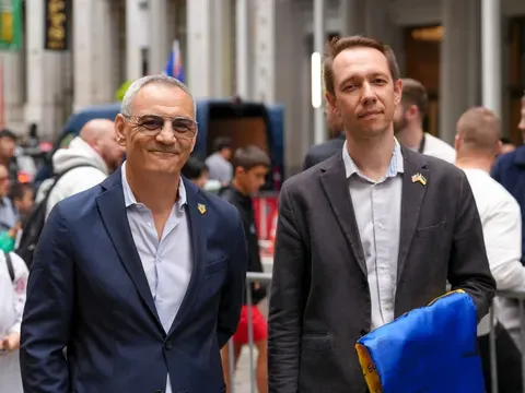 Invitația lui Emmanuel Macron către Donald Trump pentru o cină la Versailles