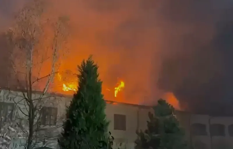 Incendiu la Mănăstirea Bistrița