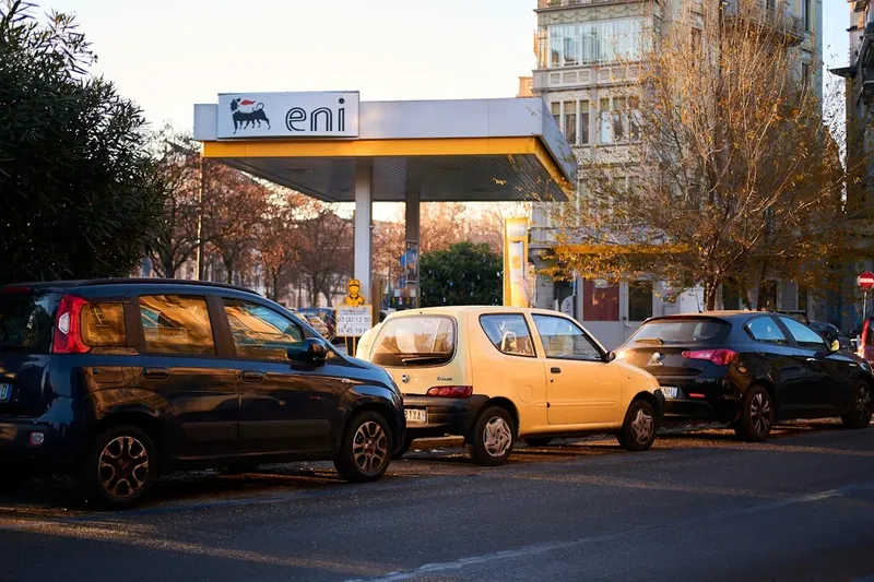Creșterea prețurilor petrolului din cauza controlului Iranului