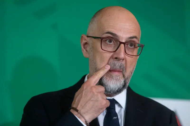 Kelemen Hunor și relațiile cu Peter Magyar