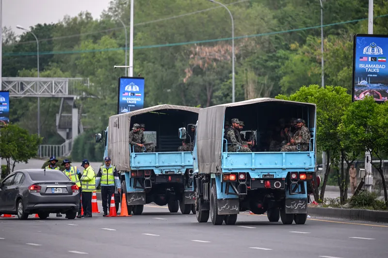 Negocieri Strategice între SUA și Iran la Islamabad