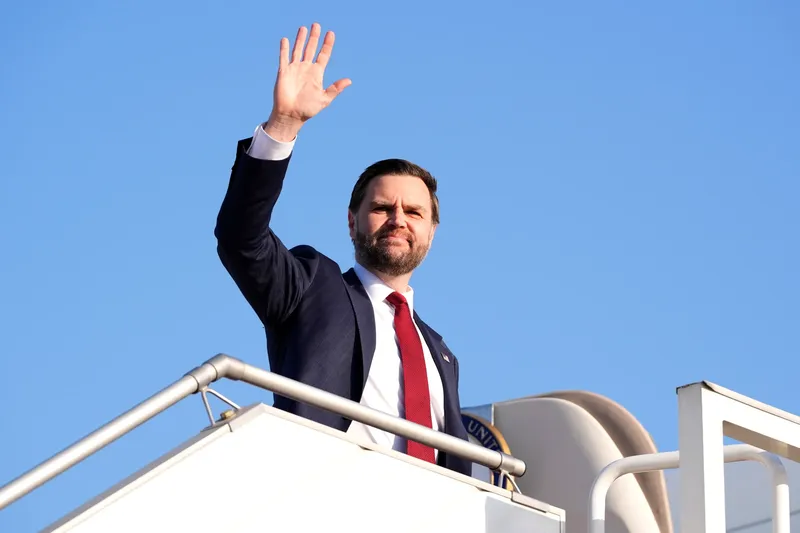 Eșecul negocierilor SUA-Iran: JD Vance se întoarce din Pakistan