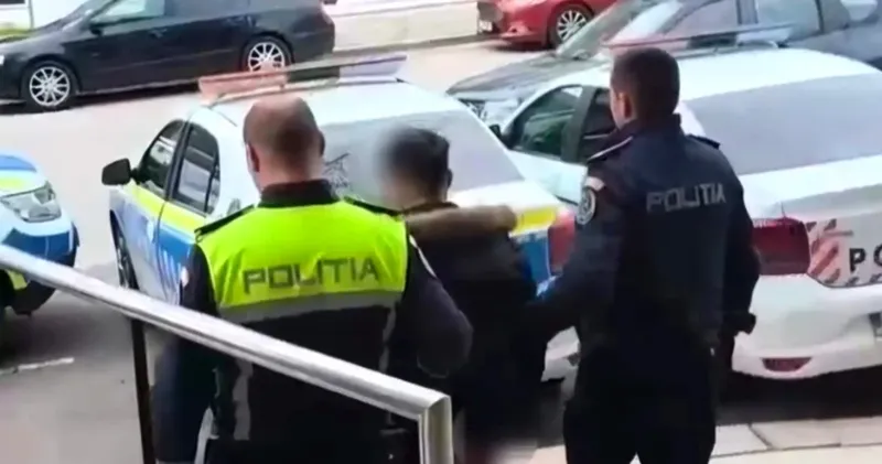 Un tânăr arestat după ce a bătut un polițist