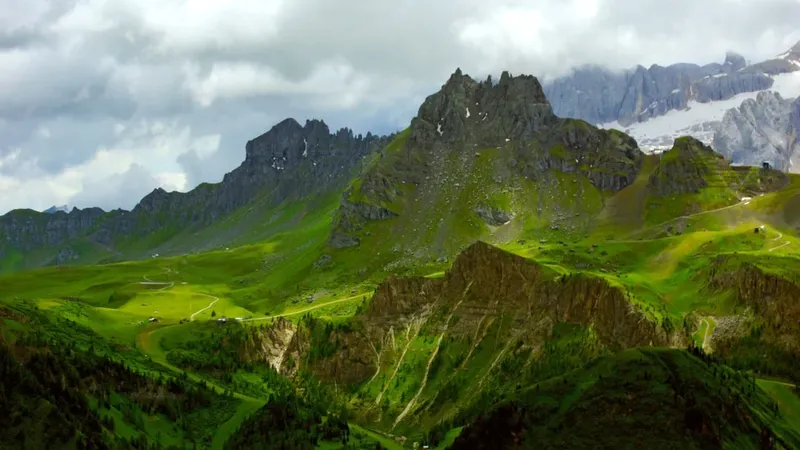 Viktor Orban și Fotbalul: O Strategie Politică