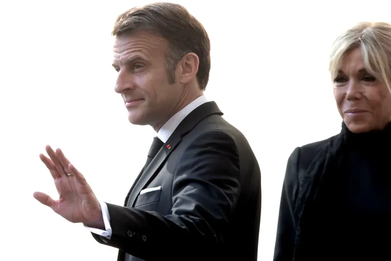 Gestul umanitar al lui Emmanuel Macron în inima Romei