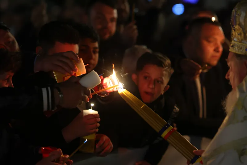 Slujba de Înviere la Catedrala Patriarhală din București