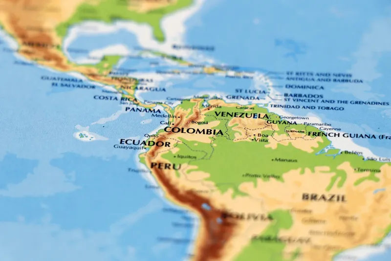 Tensiuni majore între Ecuador și Columbia: escaladarea conflictului economic