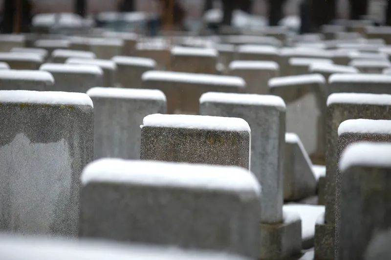 Profanare de morminte în Reghin