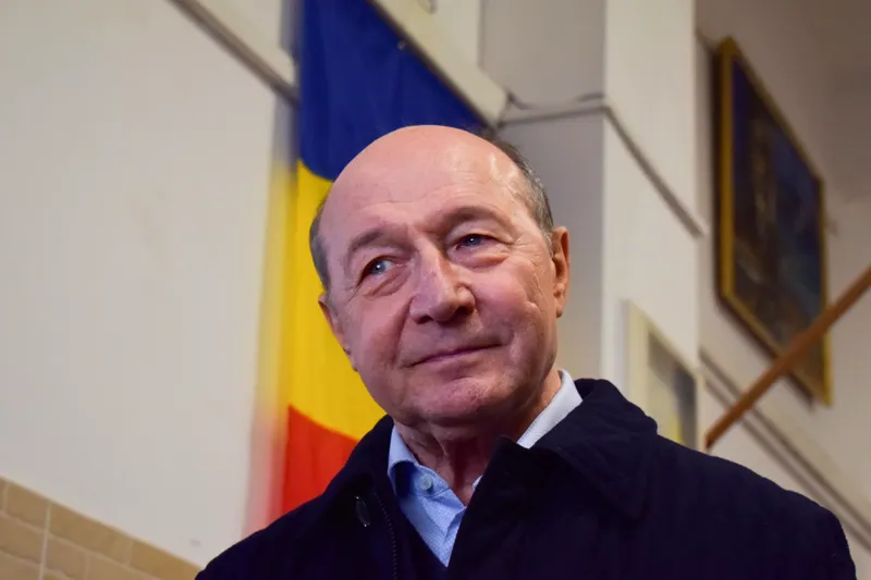 Traian Băsescu comentează alegerile din Ungaria