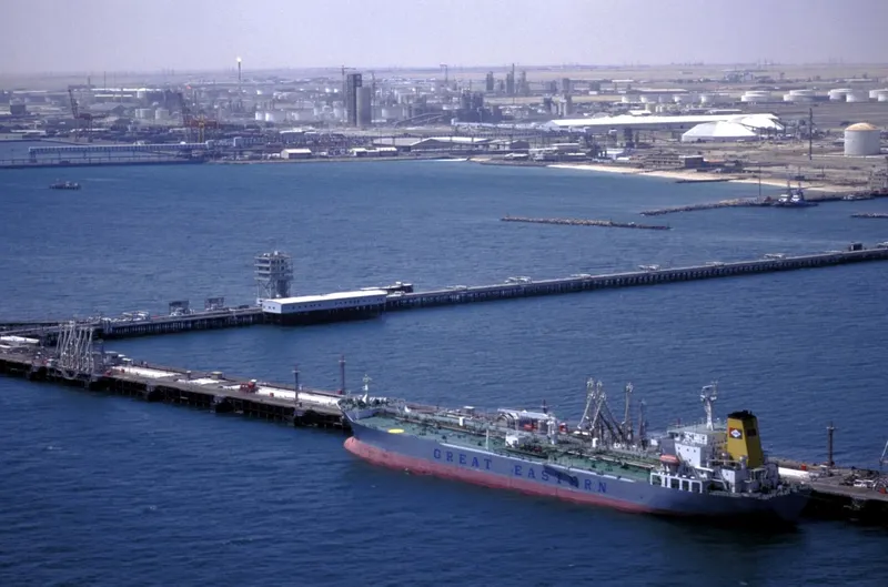 Iranul și Incertitudinile din Strâmtoarea Ormuz