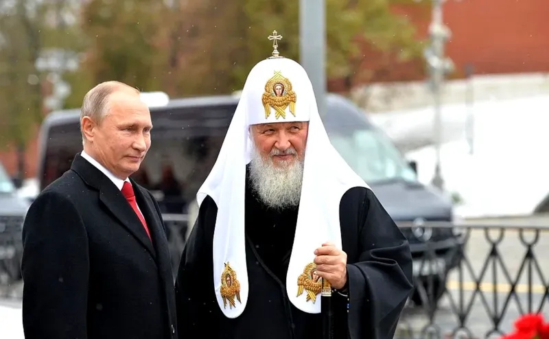 Putin anunţă o încetare a focului în Ucraina de Paşte