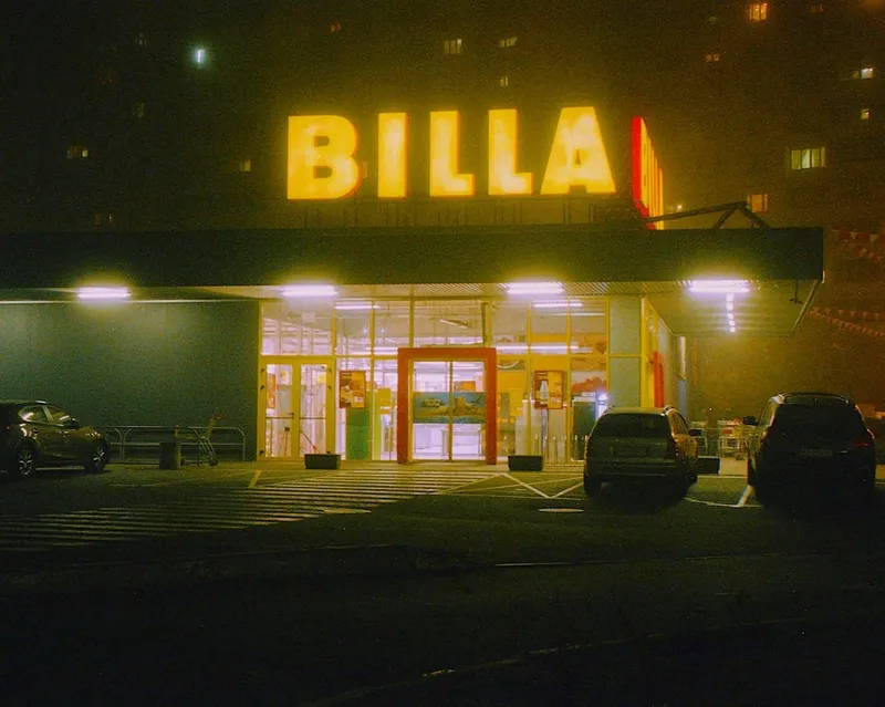 Paralela între crizele politice: Lecții din Grecia pentru România