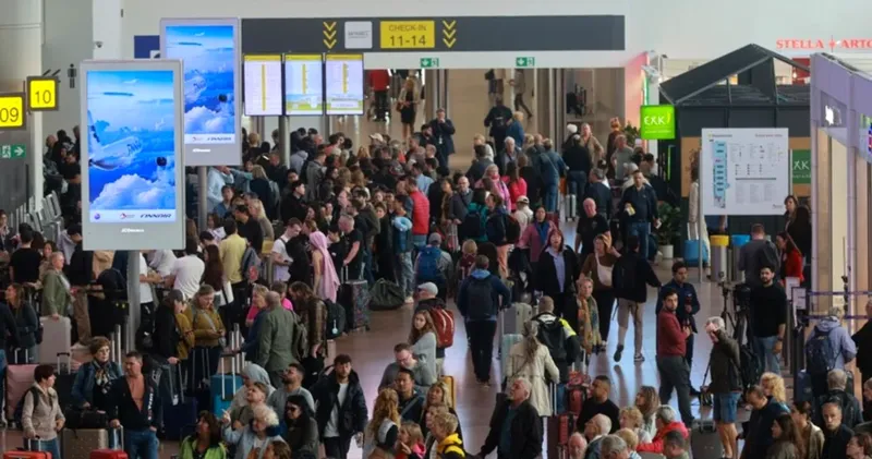 Ryanair închide check-in-ul mai devreme pentru a evita întârzierile