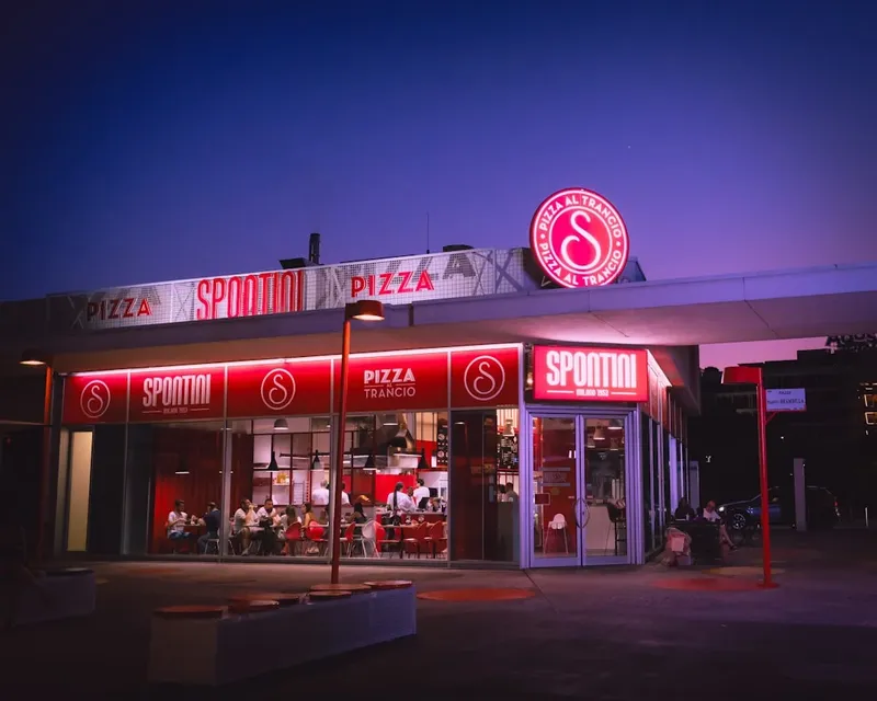 Aducerea Sfintei Lumini de la Ierusalim în Contextul Geopolitic Actual