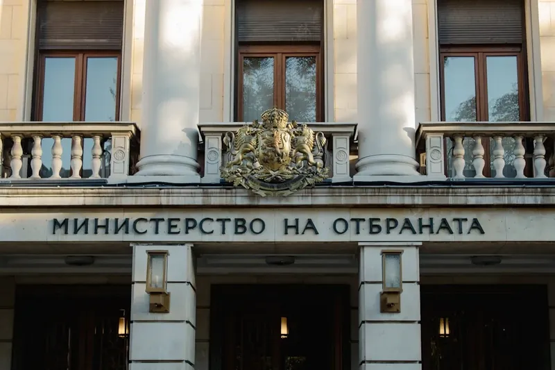 Guvernul de la Chişinău dezvoltă relaţii cu România