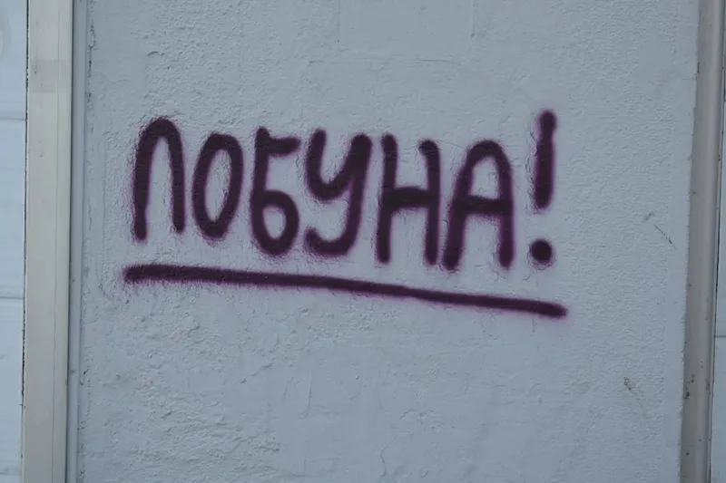 O şoferiţă amendaă pentru viteză excesivă