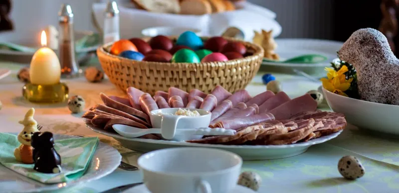 Românii și obiceiurile de Paște în 2026