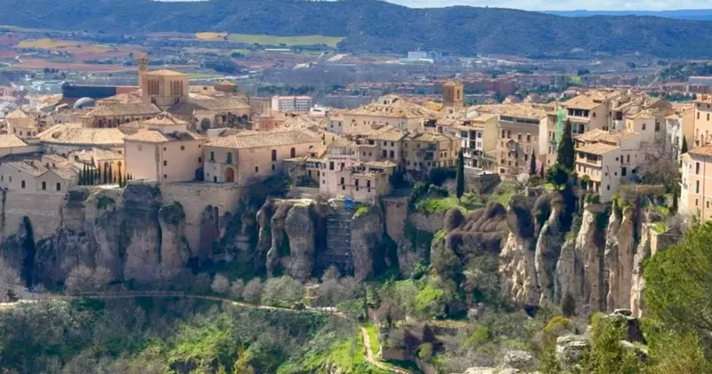 Orașul Cuenca: O Bijuterie Medievală în Spania