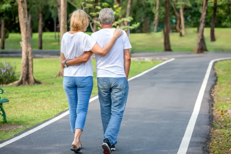 Cuplurile care locuiesc împreună împart bacteriile intestinale