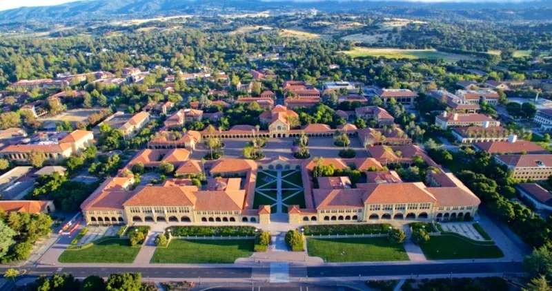 Universitatea Stanford, interzisă în Rusia