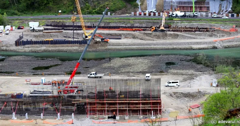 Șantierul Autostrăzii Sibiu - Pitești și Lucrările la Ecoducte