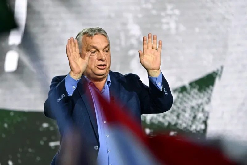 Viktor Orbán pierde alegerile după 16 ani la putere