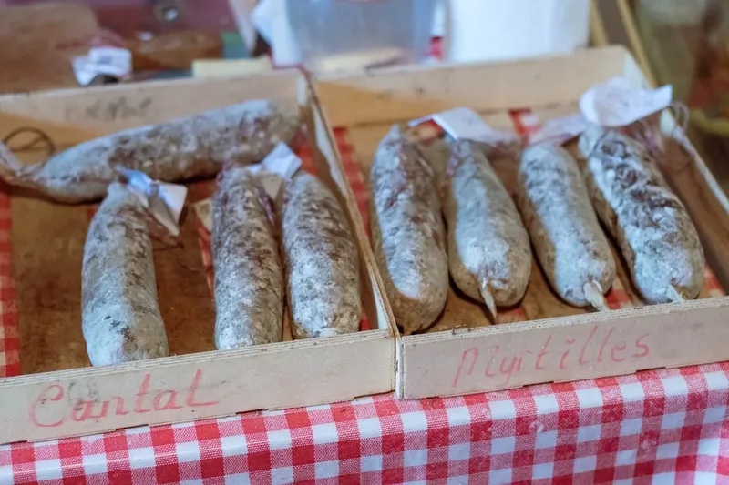 Cum petrec bucureștenii Paștele de-a lungul timpului