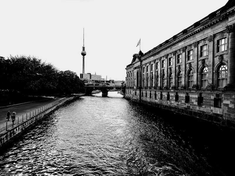 Schimbări Politice în Ungaria