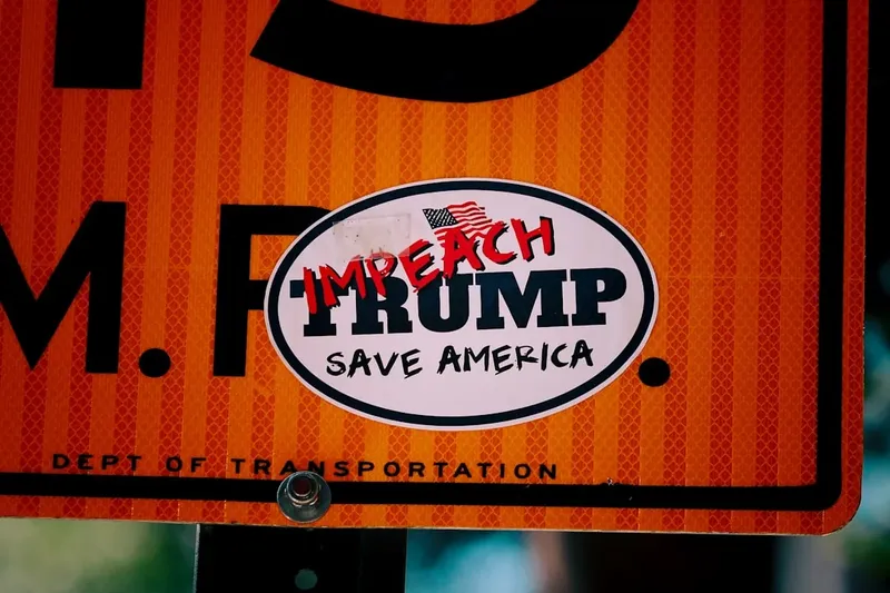 Amenințarea lui Trump cu blocarea Strâmtorii Ormuz