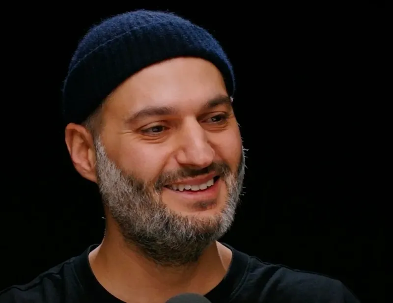 Omid Ghannadi și iubirea unei mame cu șapte copii