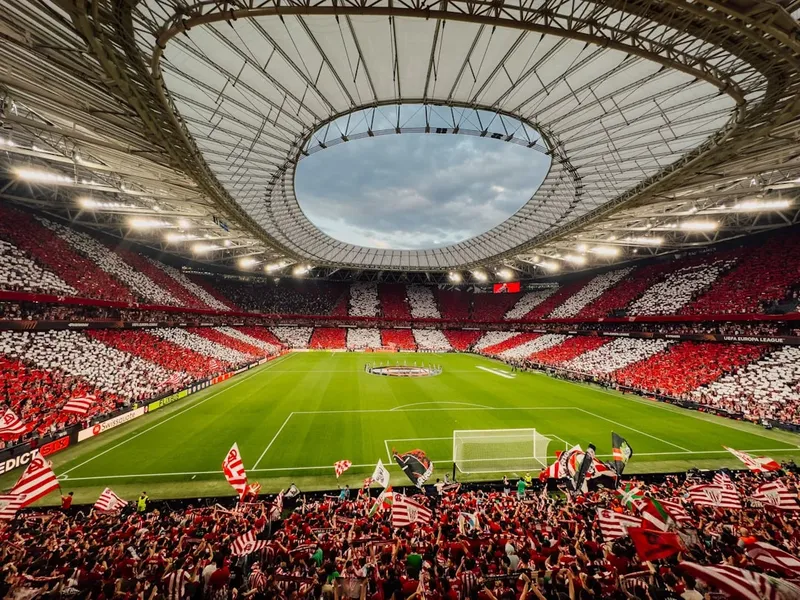 Atletico Madrid și PSG în semifinale: O seară decisivă în Champions League